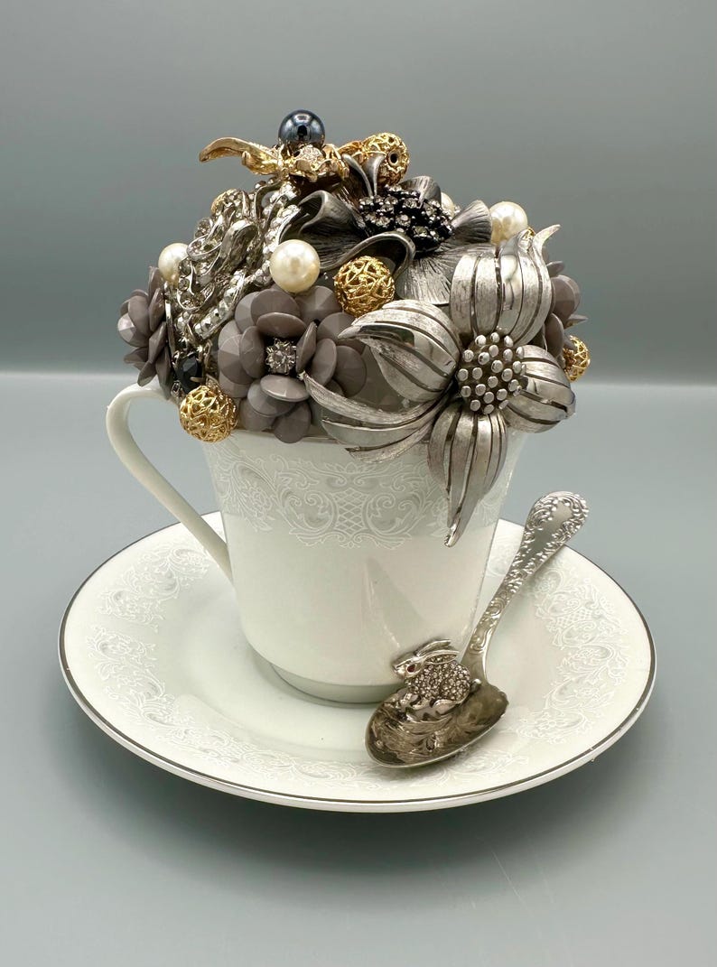 Silver Elegance Teacup